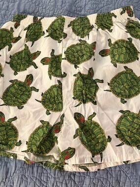 NWOT XL Vintage Joe Boxer White Shorts with Green Turtle Pattern